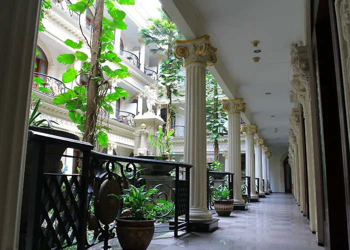The Grand Palace Hotel Malang